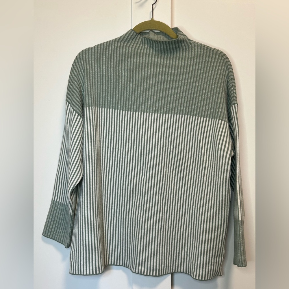 Rachel Zoe green striped long sleeve knit sweater Size 1X